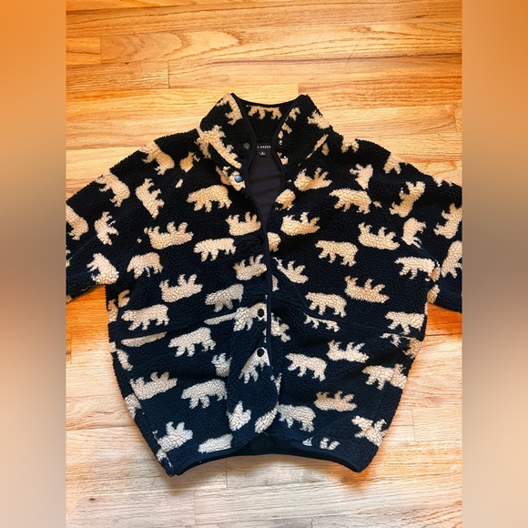 Blu Pepper Women's Bear Print Snap Button Fleece Jacket - Picture 1 of 2
